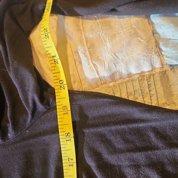 Top - Picture 5 of 7